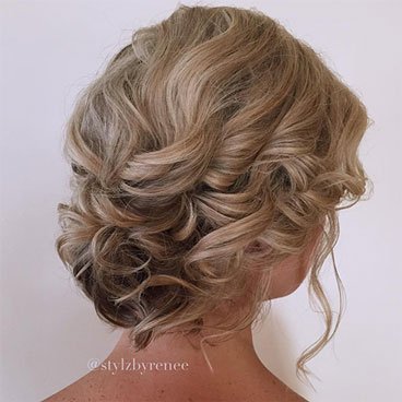 Garnier Fructis Curl Shaping Gel - Curly Updo Hairstyle Gallery -Learn how to style Curly Chignon - try a short curly style without getting a cut